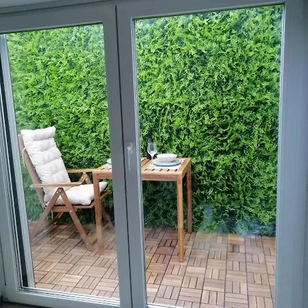 Apartma Erik Apartment *
