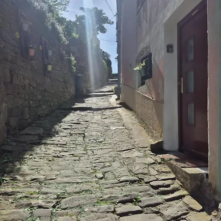 Apartma Erik