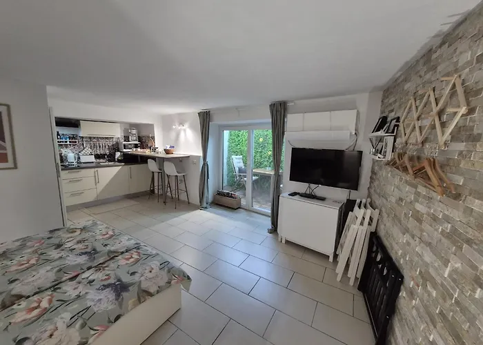 Apartma Erik * Πιράν